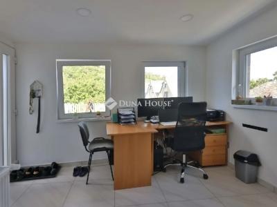 Eladó családi ház Pécs