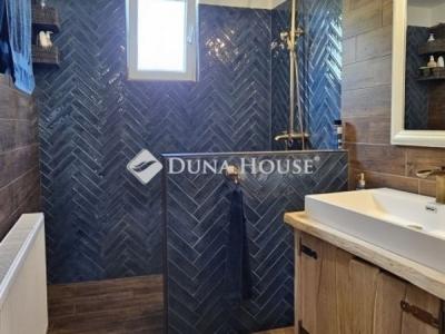 Eladó családi ház Baksa