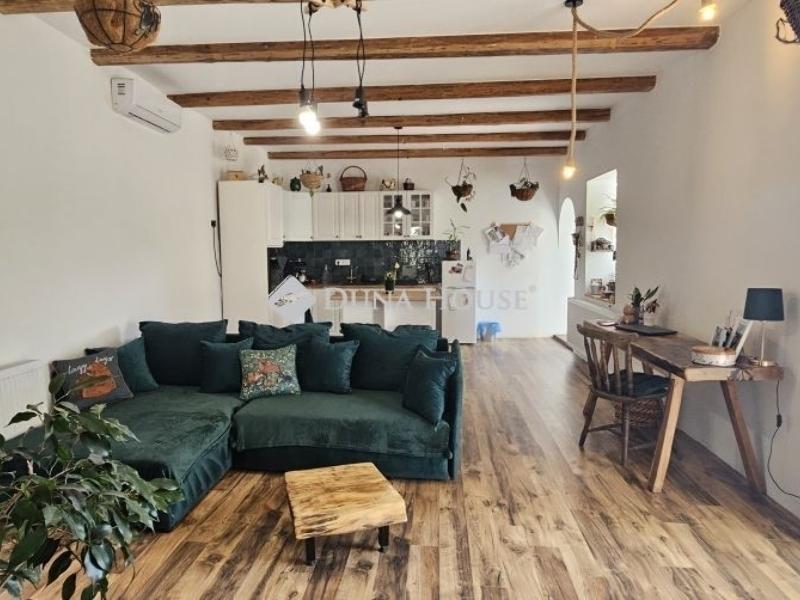 Eladó családi ház Baksa