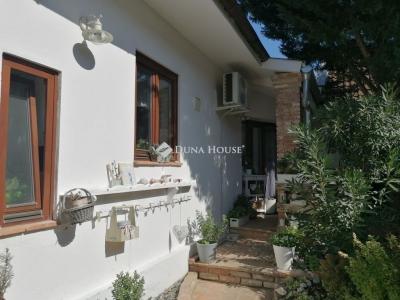 Eladó családi ház Pécs