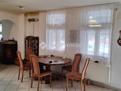 Eladó családi ház Budapest