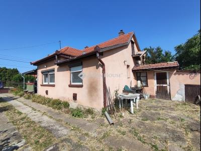 Eladó családi ház Gárdony
