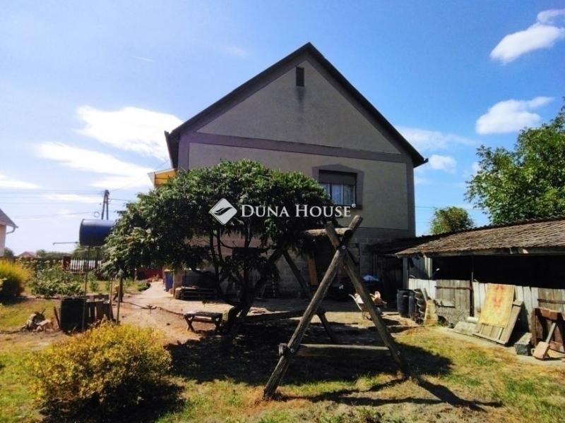 Eladó családi ház Nagykáta