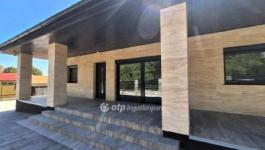 Eladó nyaraló Balatonkenese Balatonakarattya