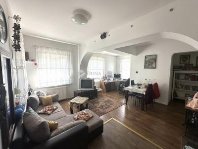 Eladó családi ház Budapest
