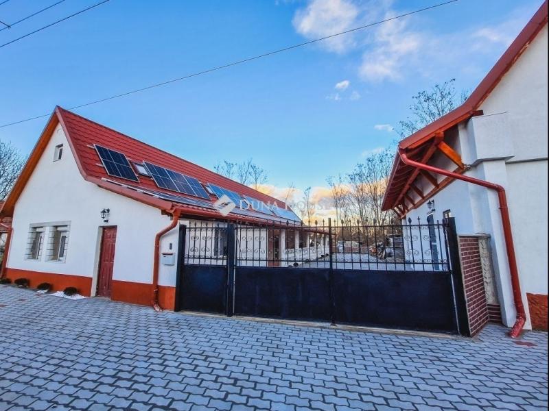 Eladó családi ház Vasad