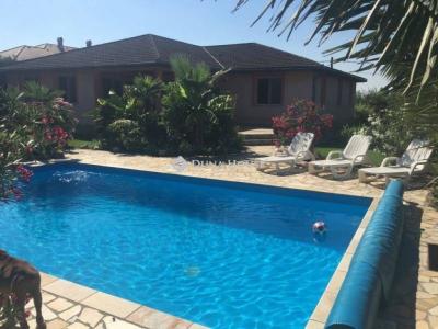 Eladó családi ház Kulcs