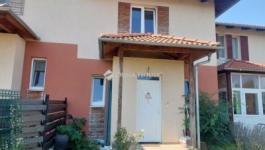 Eladó sorház Pécel