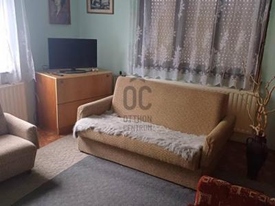 Eladó családi ház Taksony