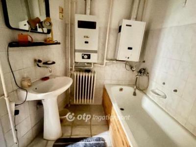 Eladó lakás Pécs