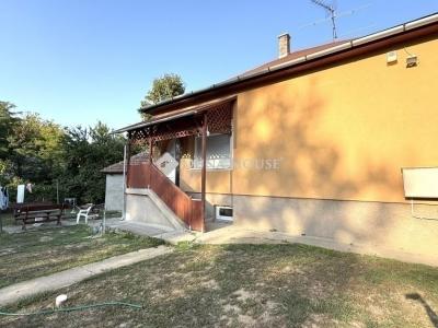 Eladó családi ház Mende