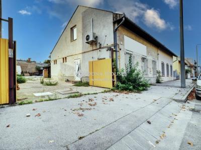 Eladó családi ház Budapest