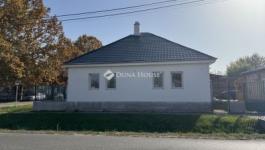Eladó családi ház Monor