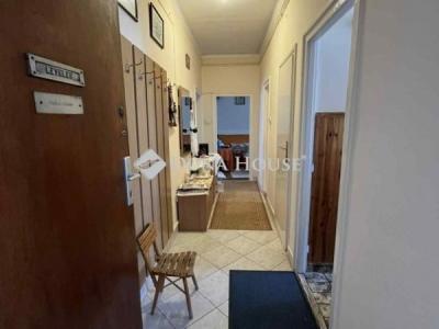 Eladó lakás Várpalota