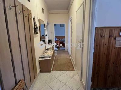 Eladó lakás Várpalota