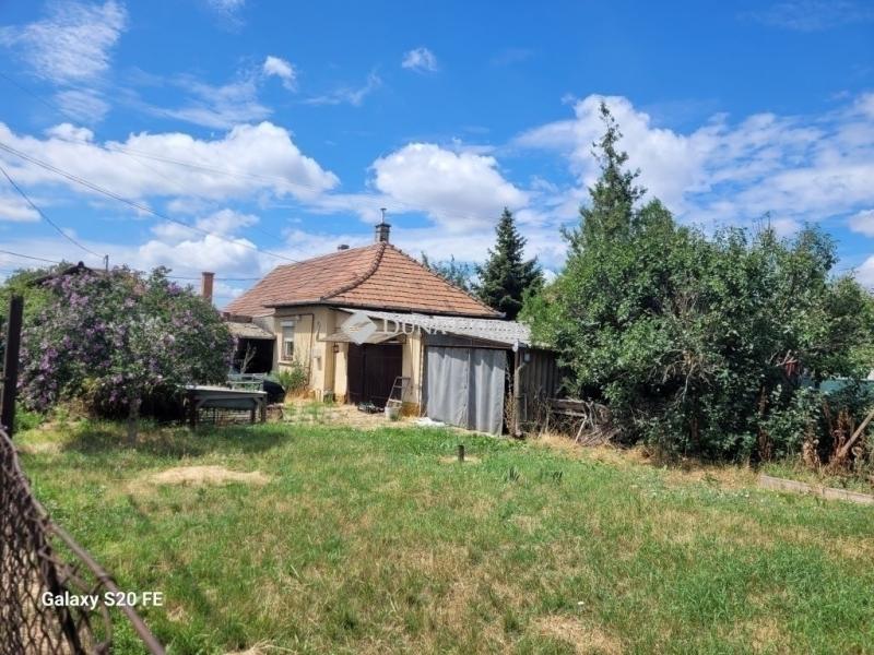 Eladó családi ház Vecsés