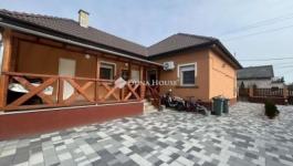 Eladó családi ház Vecsés