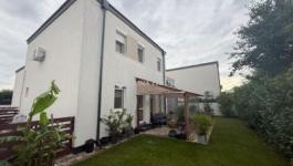 Eladó családi ház Vecsés