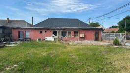 Eladó családi ház Vecsés