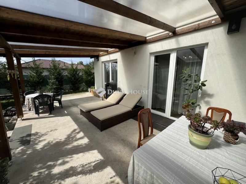 Eladó nyaraló Szigetcsép