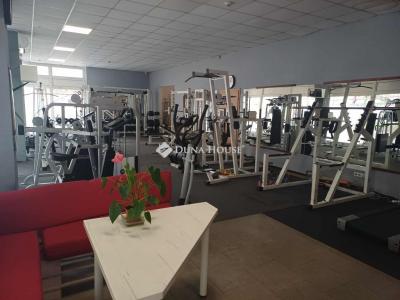 Eladó utcai bejáratú üzlethelység Miskolc