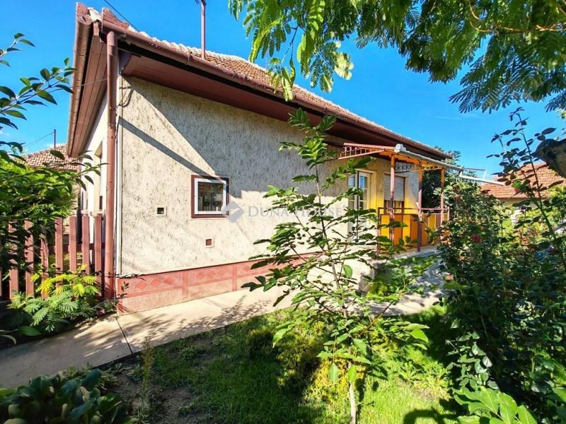 Eladó családi ház Békés