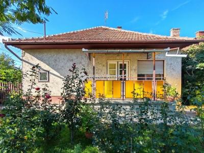 Eladó családi ház Békés