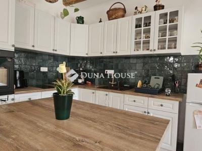 Eladó családi ház Baksa