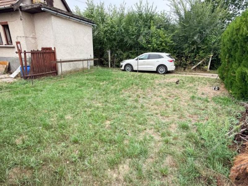 Eladó egyéb telek Monor