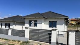 Eladó családi ház Őrbottyán