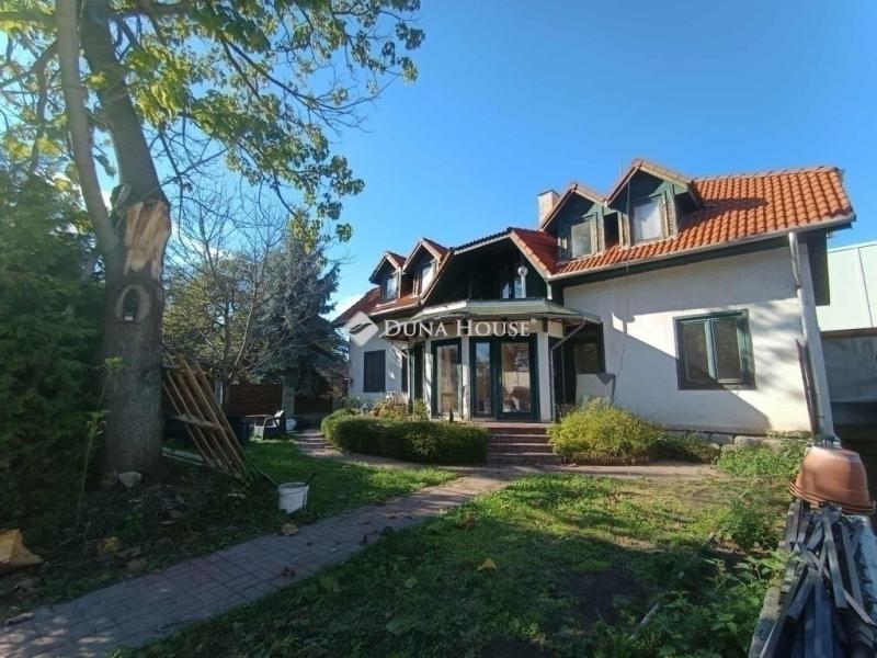 Eladó családi ház Szentendre