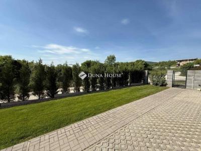 Eladó ikerház Vác