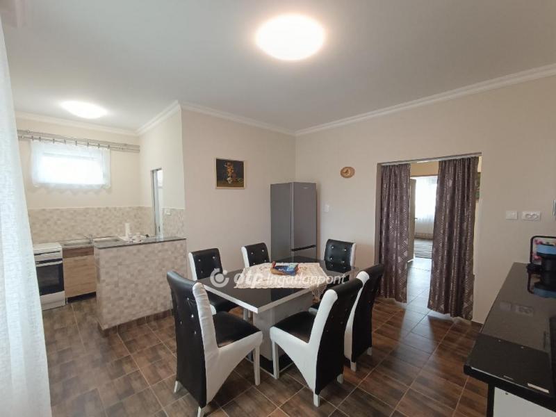 Eladó családi ház Mándok