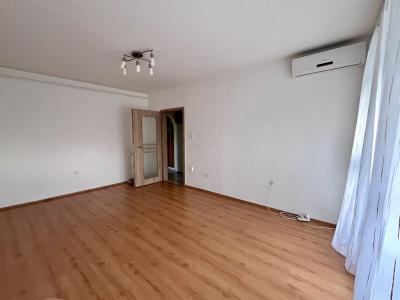Eladó lakás Pécs