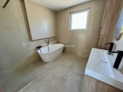 Eladó családi ház Pécs