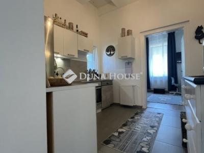 Eladó családi ház Vecsés