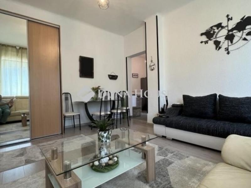 Eladó családi ház Vecsés