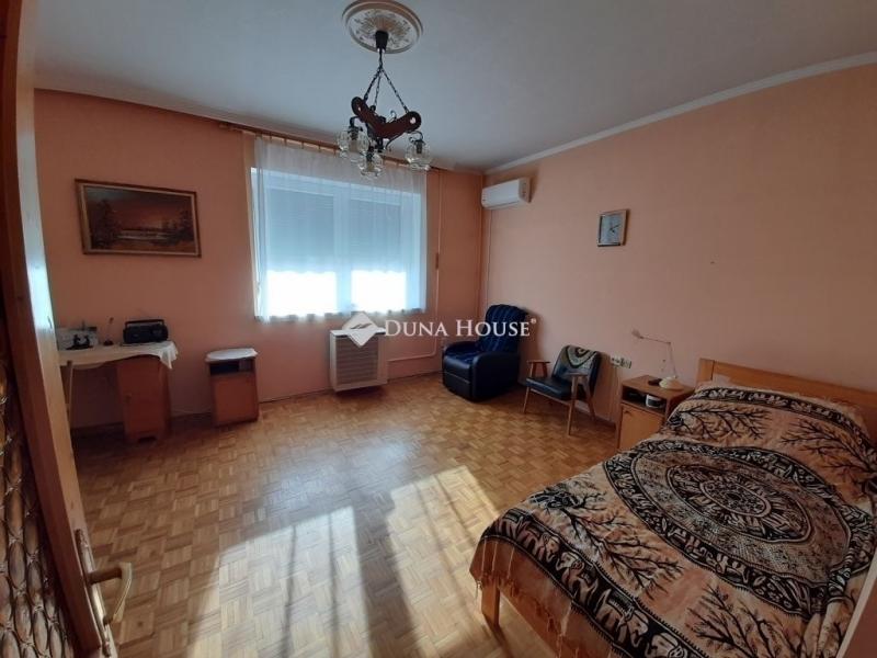 Eladó családi ház Gödöllő