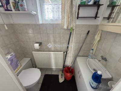 Eladó családi ház Pécs