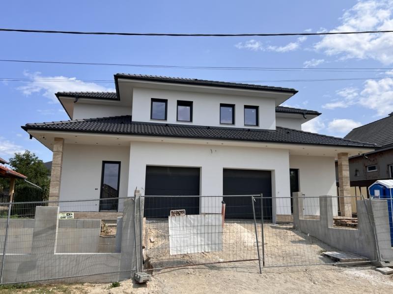 Eladó ikerház Pécel