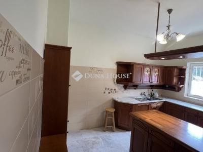 Eladó családi ház Budapest