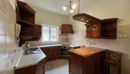 Eladó családi ház Budapest