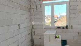 Eladó lakás Cegléd