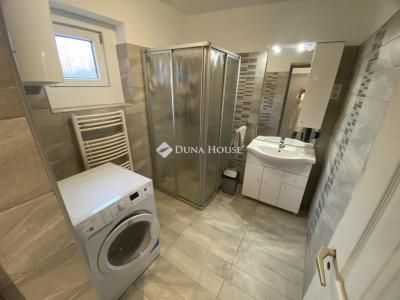 Eladó családi ház Ladánybene