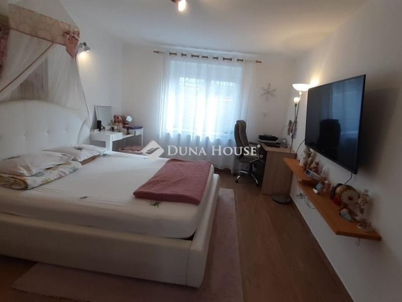 Eladó családi ház Budapest