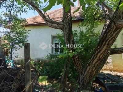 Eladó családi ház Érd