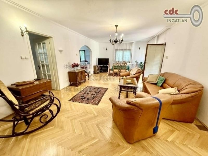 Eladó családi ház Budapest