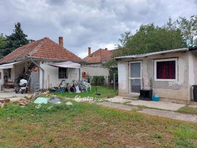 Eladó családi ház Gödöllő