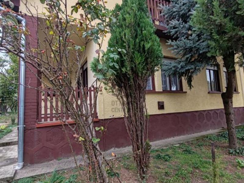 Eladó családi ház Siófok