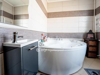 Eladó lakás Kazincbarcika